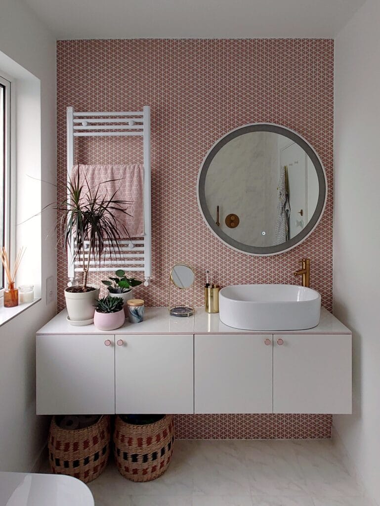 a room filled with furniture and a mirror