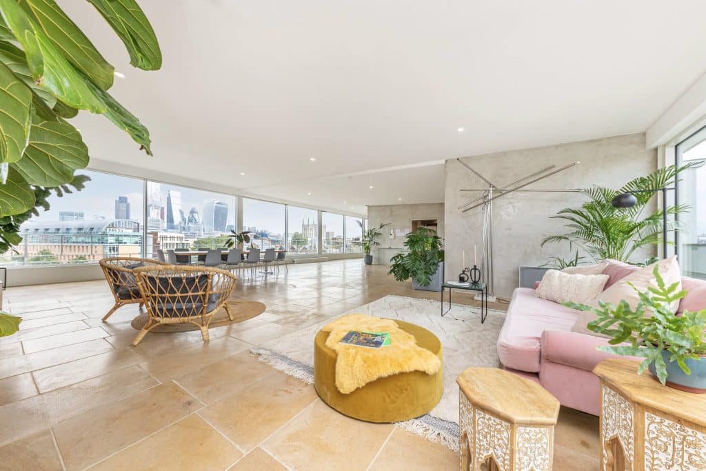 Menier Penthouse 7