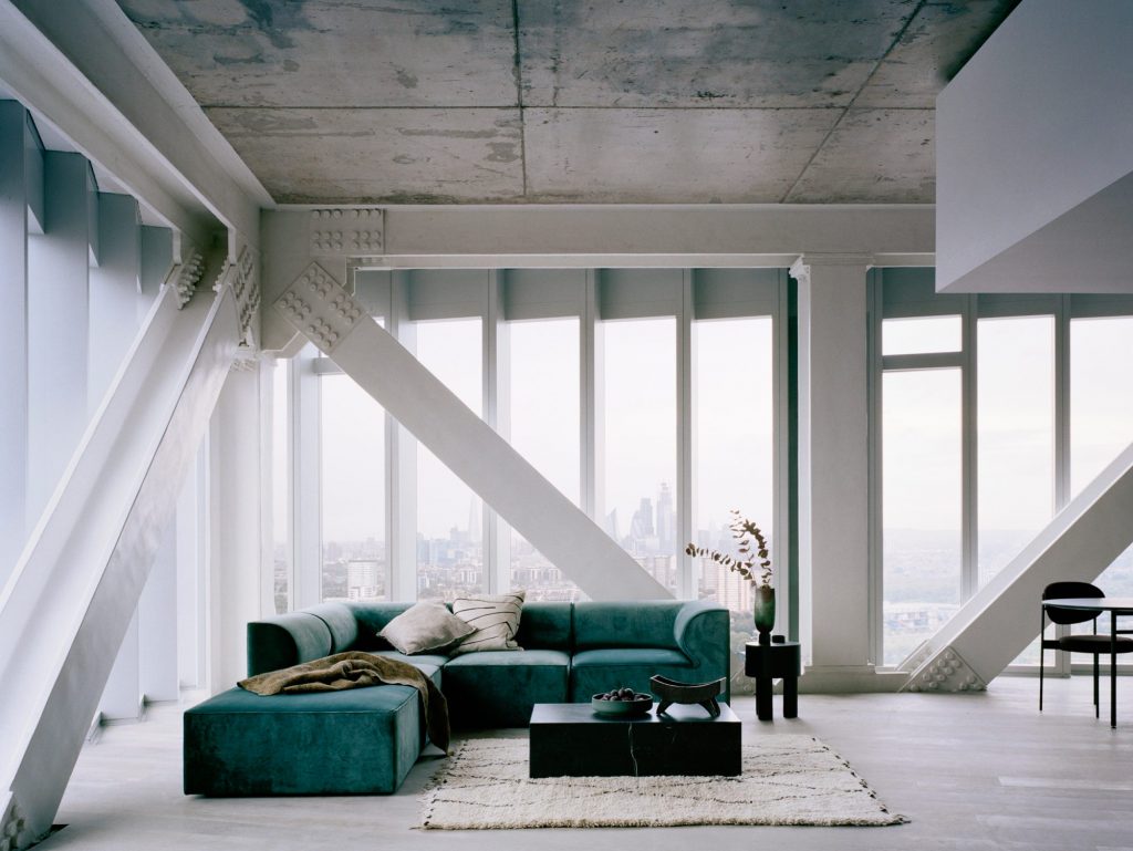 LOFT2803