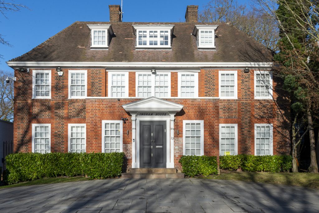 13_HAMPSTEAD MODERN_101