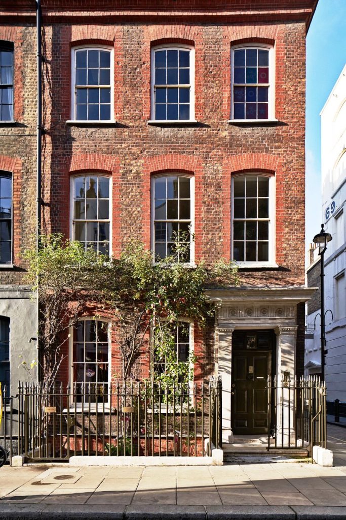 a tall brick building