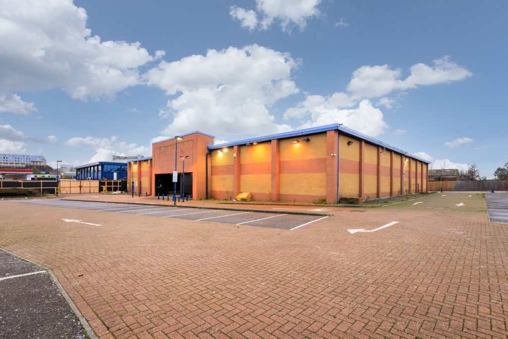 WEMBLEY WAREHOUSE4R3A4216