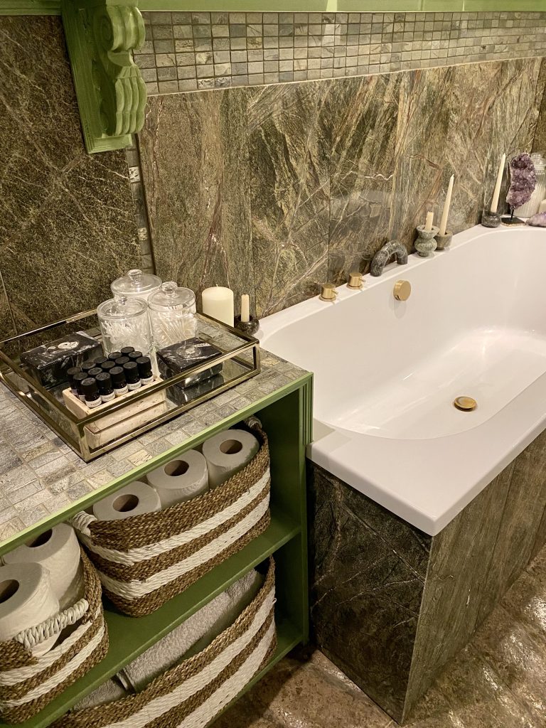 an old sink in a garden