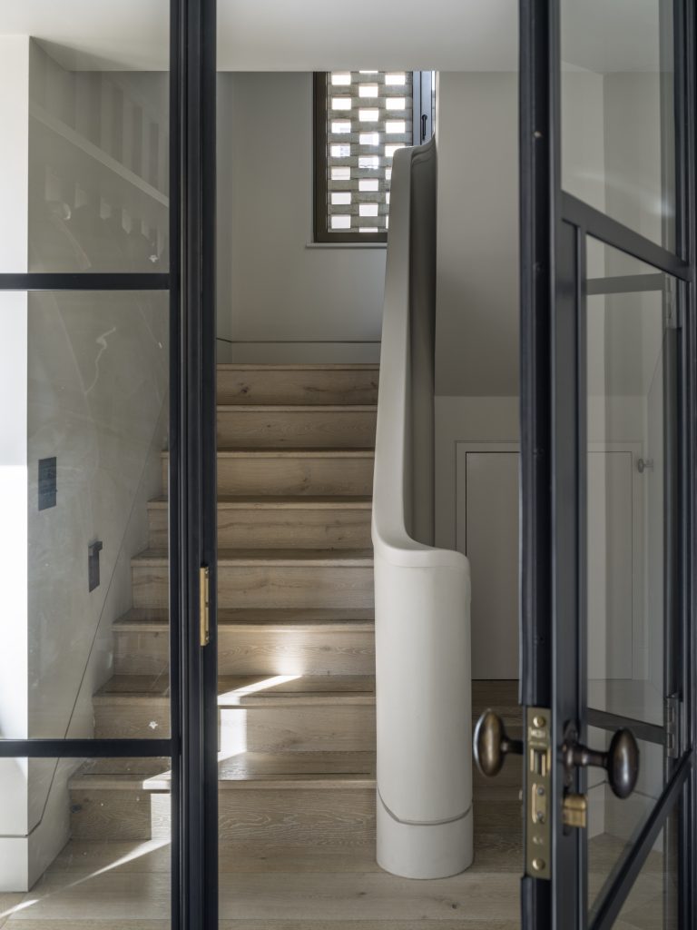 ContemporaryWimbledon210921 AHMM Leathes House 5314