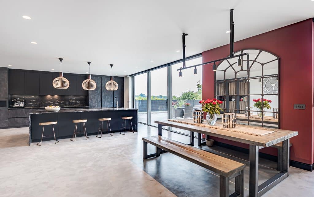 Copyright R3 Photography Ltd.