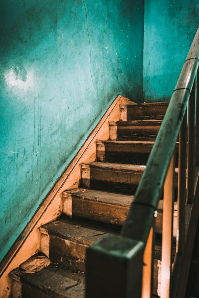 BERMONDSEY8. 31 Pages Walk – Stairway