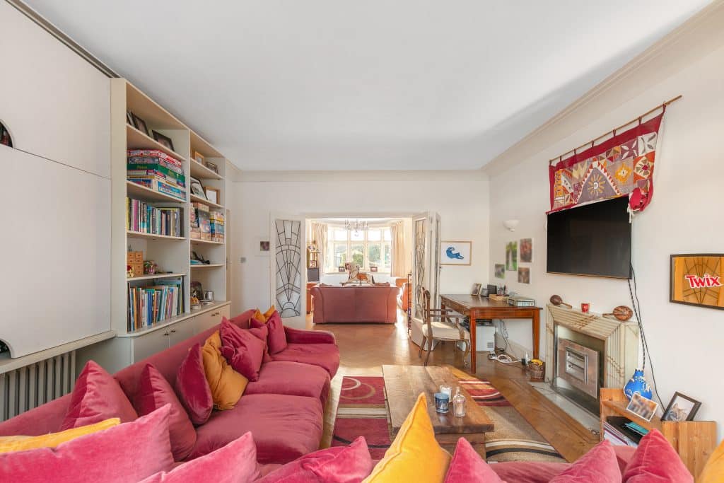 LC LOCATIONS Dobree Avenue, NW10 2AE-09