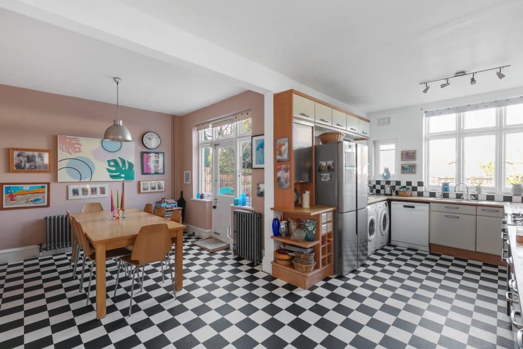 LC LOCATIONS Dobree Avenue, NW10 2AE-19