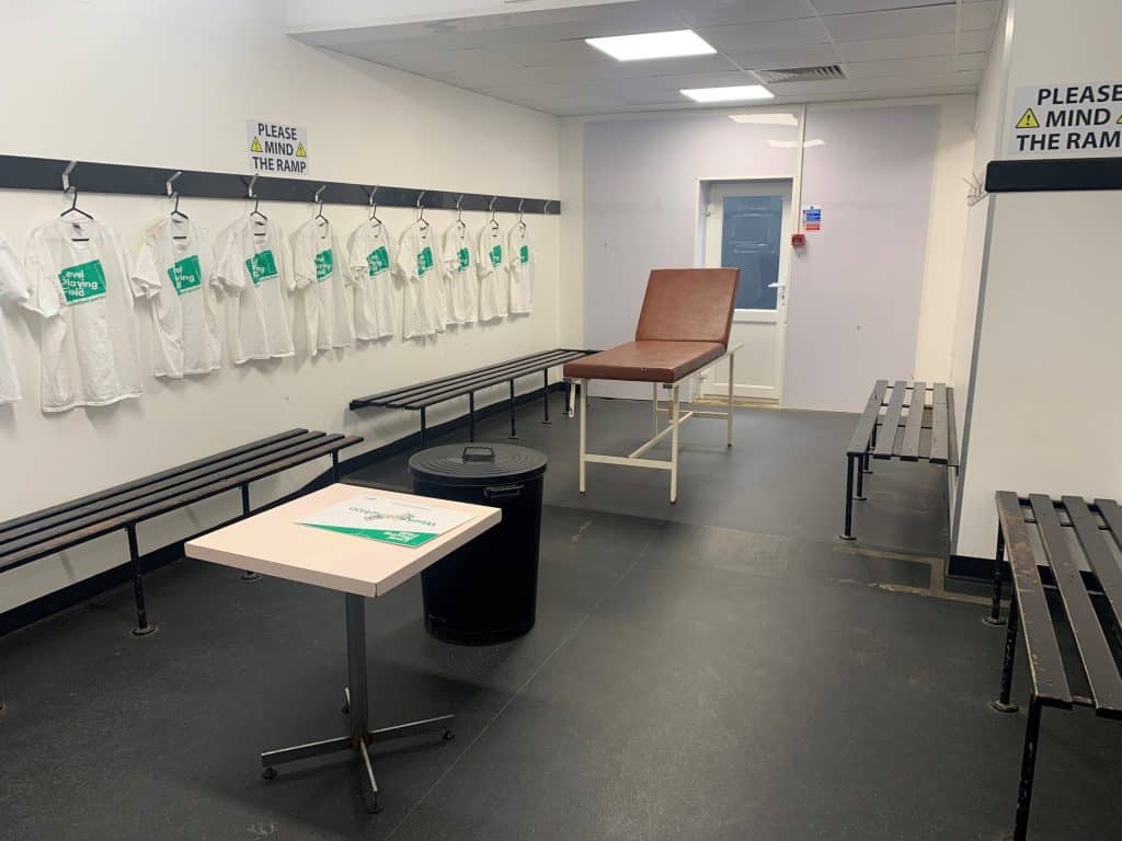SUTTONAway Dressing Room 1