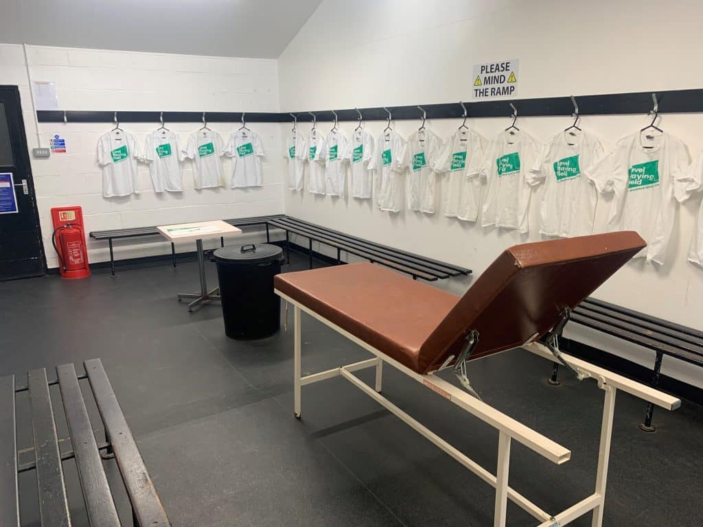 SUTTONAway Dressing Room 2