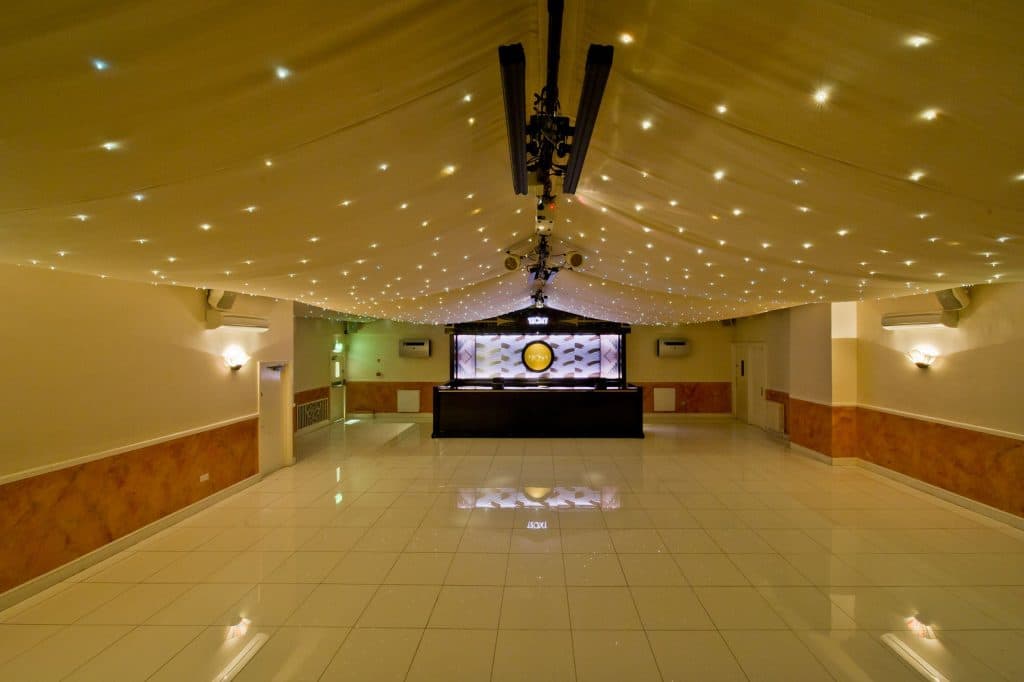 TROXYTroxy White Room
