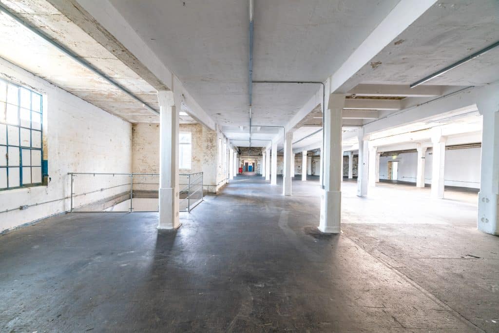 S5012 – TB – EVENT VENUE – F BLOCK S5- 200312
