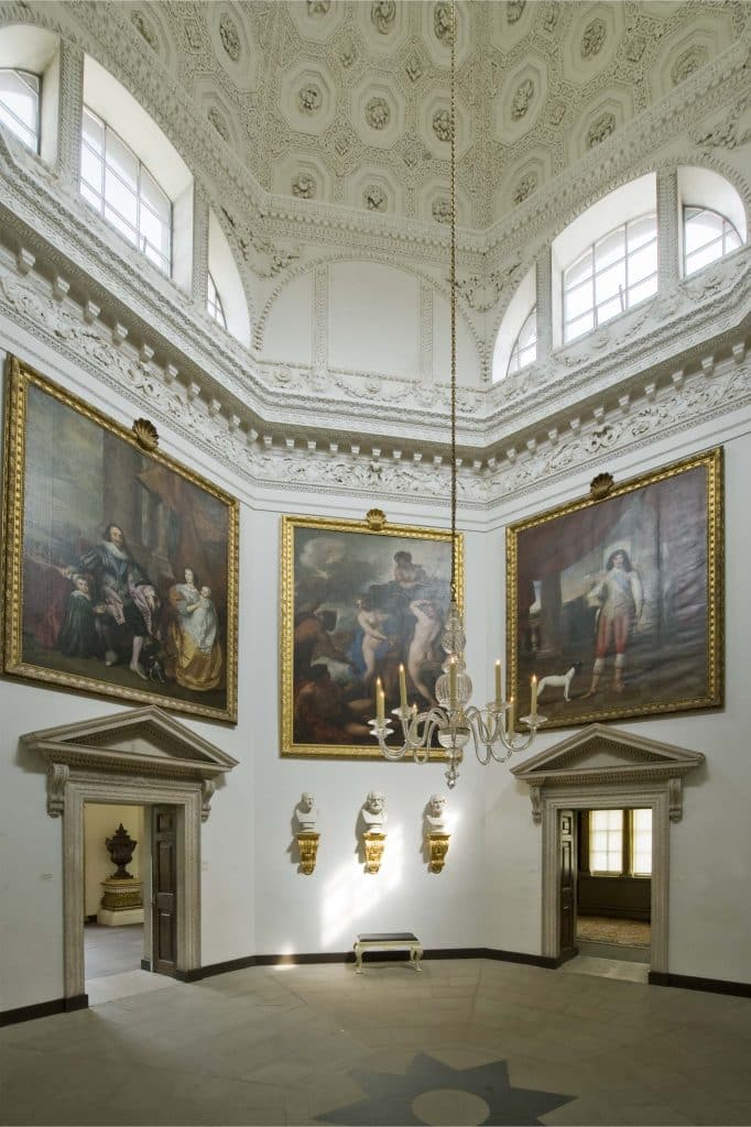 a large room