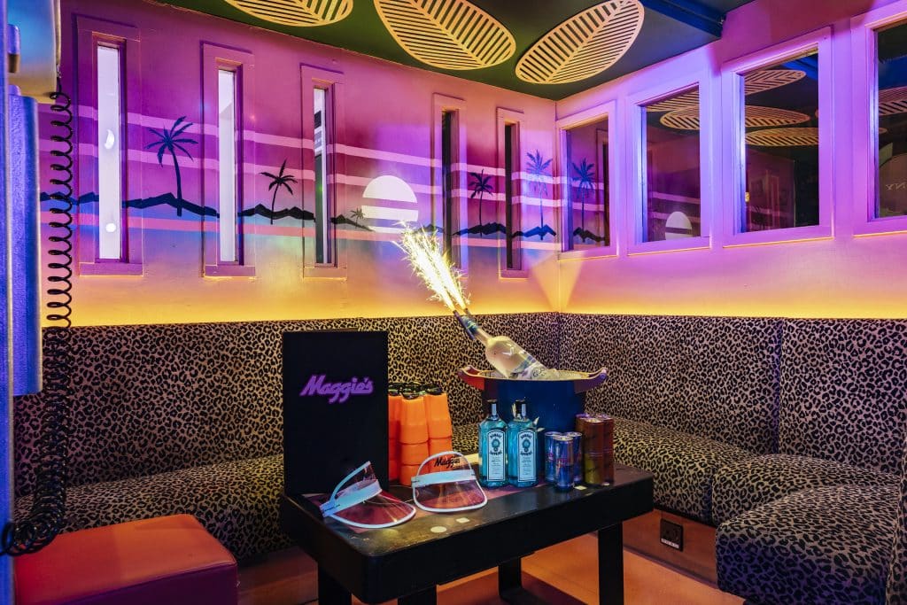 NEON BAR 1