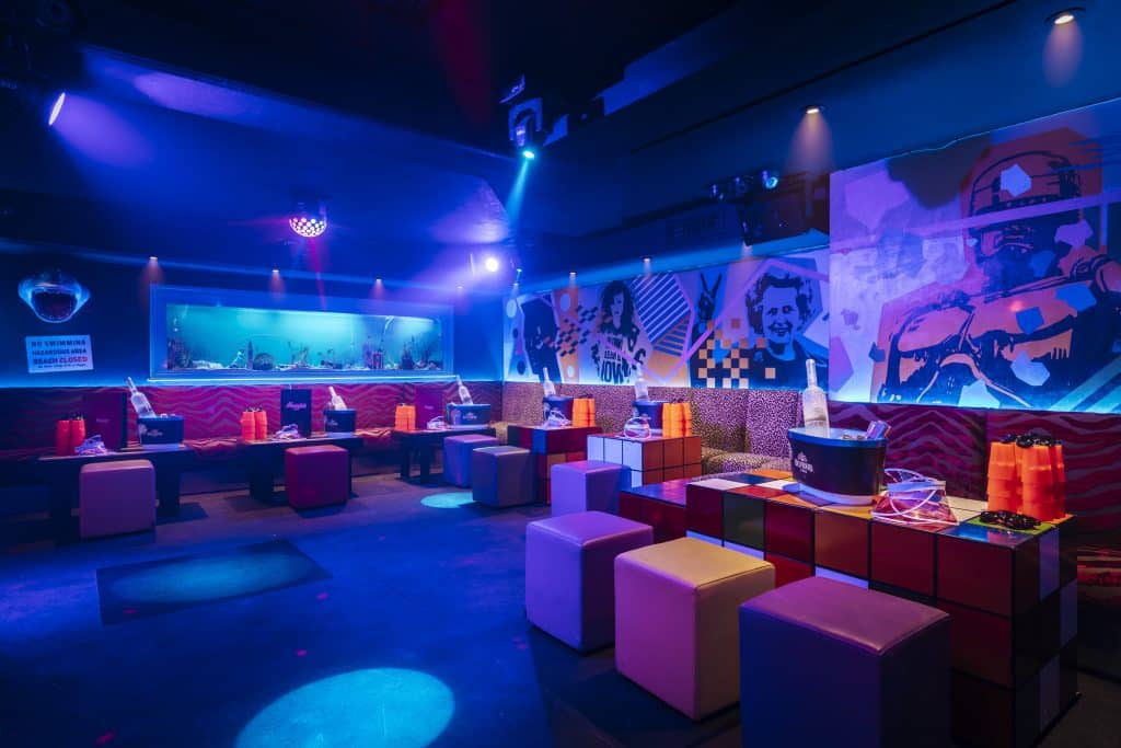 NEON BAR 2
