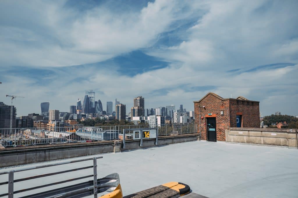 WAPPING CAR PARK Rooftop Levels 1