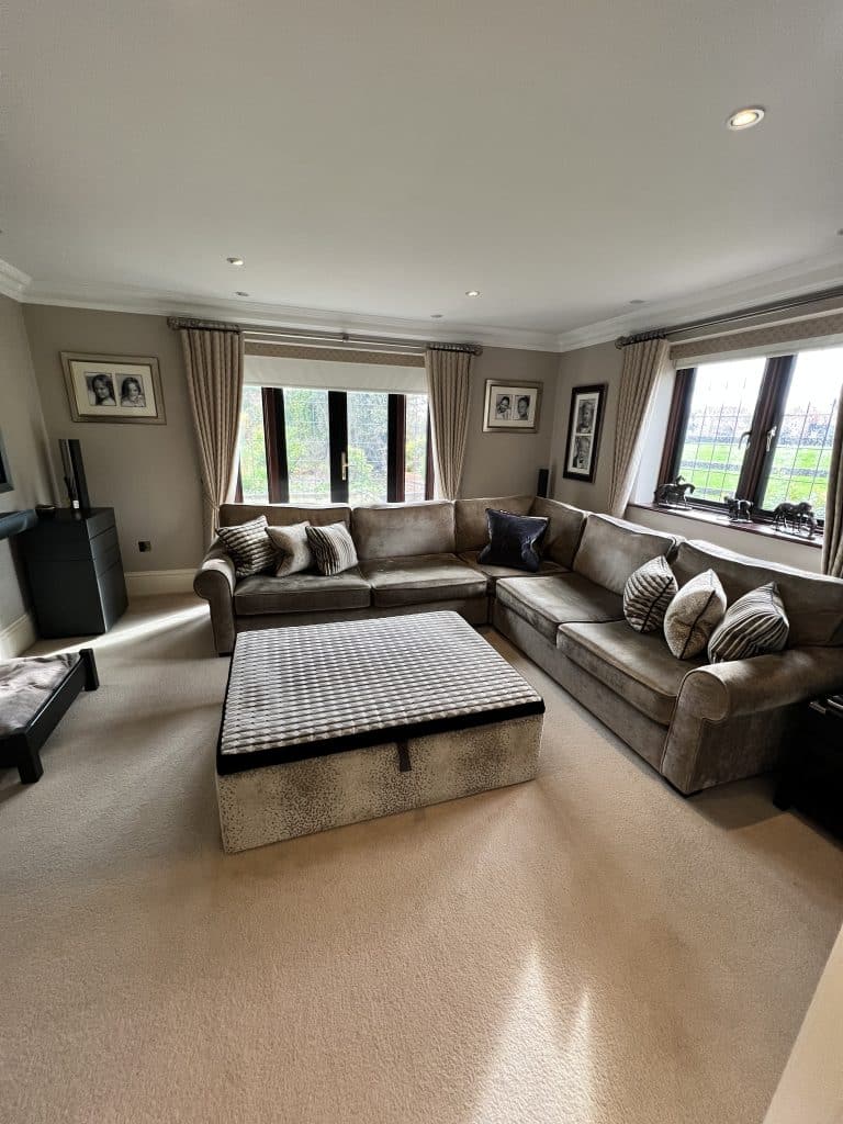 MORES FARM (18) Main House TV Room Photo 2