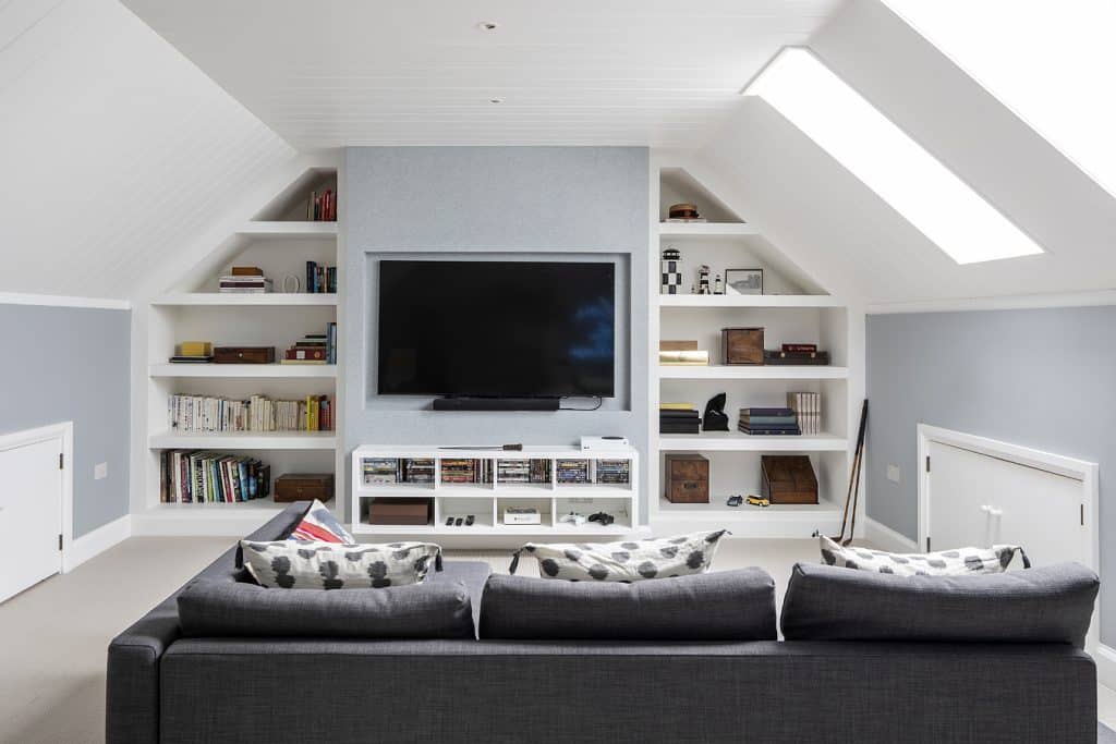 ORCHARD HOUSE OH Games:TV Room