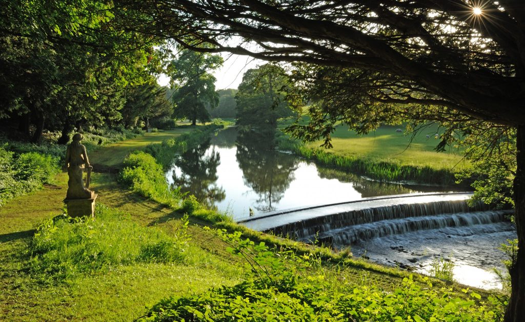 BROUGHTON HALL ESTATE Broughton weir