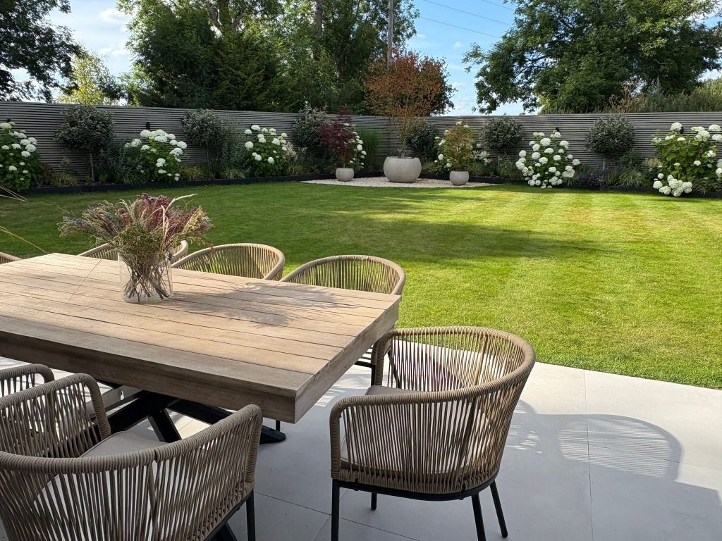 TULES FARM HERTFORDSHIRE modern location house PHOTO 2025 06 30 12 30 07