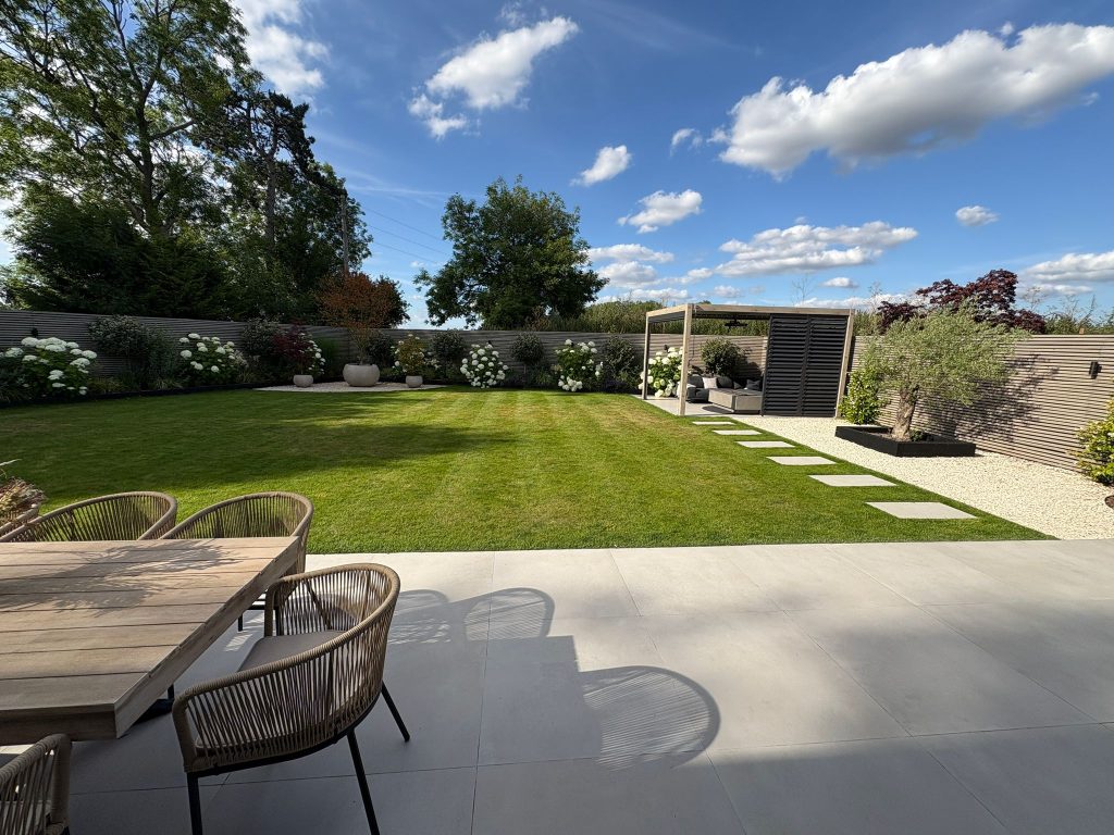 TULES FARM HERTFORDSHIRE modern location house PHOTO 2025 06 30 12 30 08 2