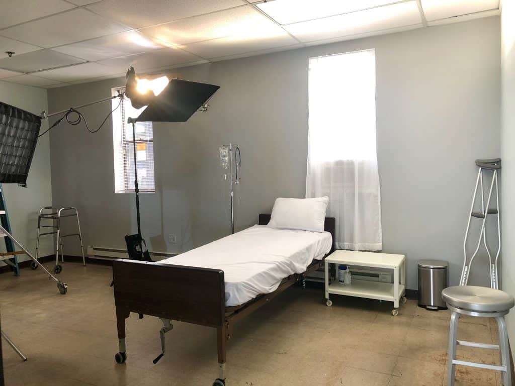 NY HOSPITAL SET 776de447-fadd-41a5-a172-4128361e0ba1_rw_3840