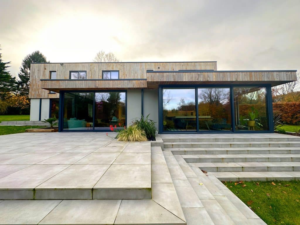 BASHURSTCooper_modernist_film_photography_location_house_external6