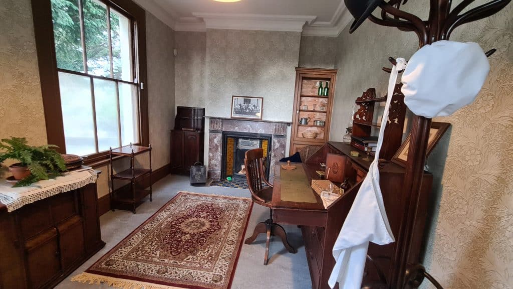 GUNNERSBURY 20210211_102401