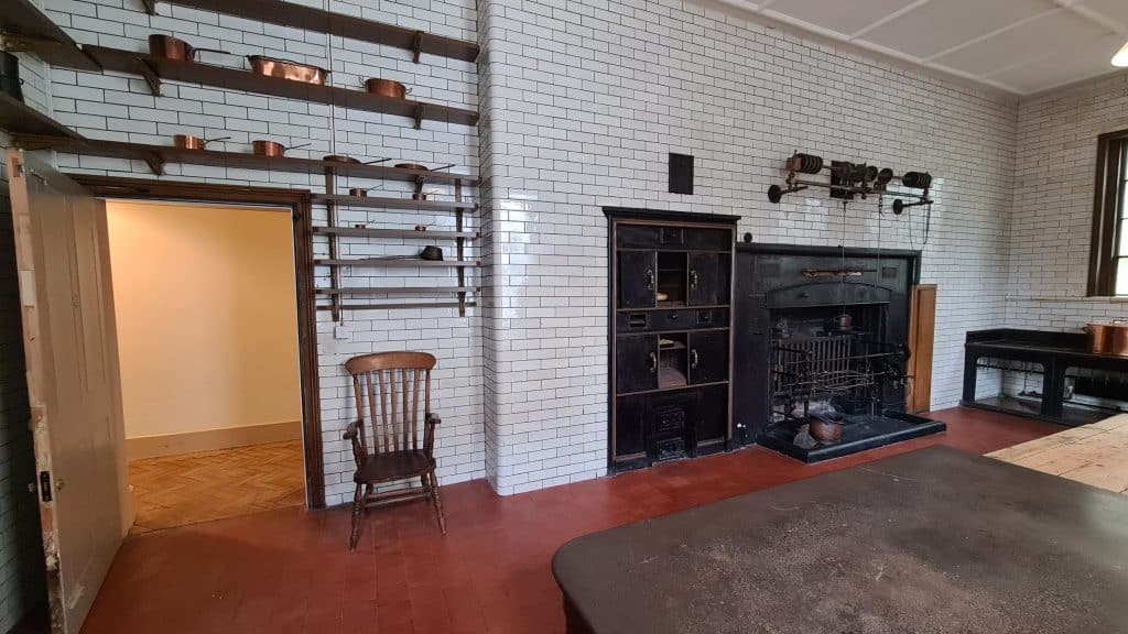 GUNNERSBURY 20210324_150209