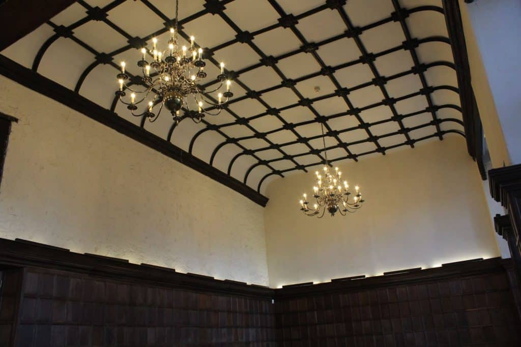HALL PLACE IMG_1816-min