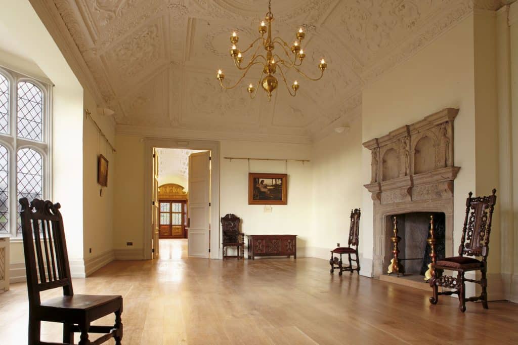 HALL PLACE The Great Chamber, Hall Place (1)