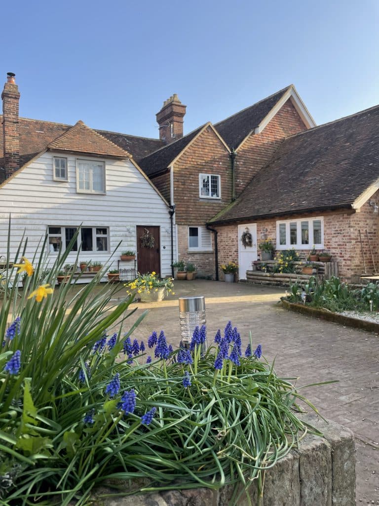 SISSINGHURST E6EF49CA-7DEF-40B6-822A-24A7FF257CA3