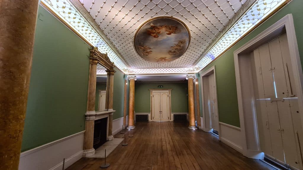 GUNNERSBURY 20210324_150606