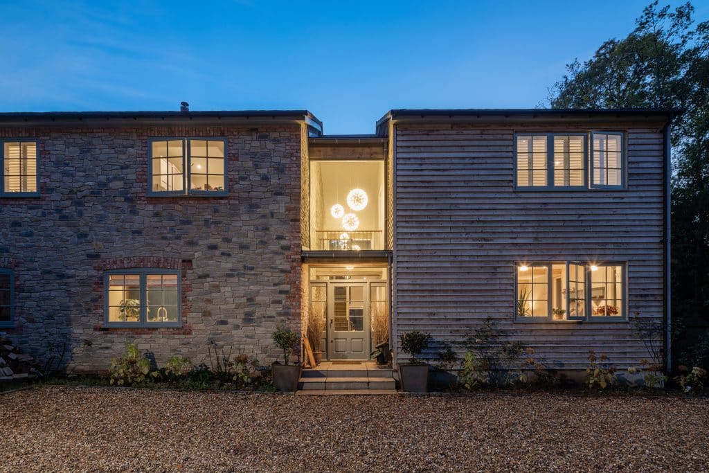 HURST VALE 1 Exterior Front 012