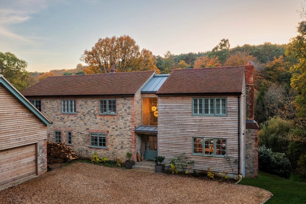 HURST VALE 1 Exterior Front 013