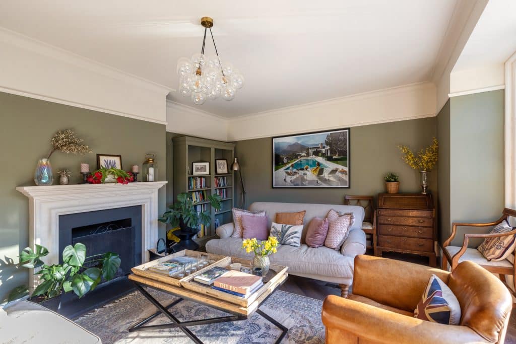 HURST VALE 7 Interior Lounge 003