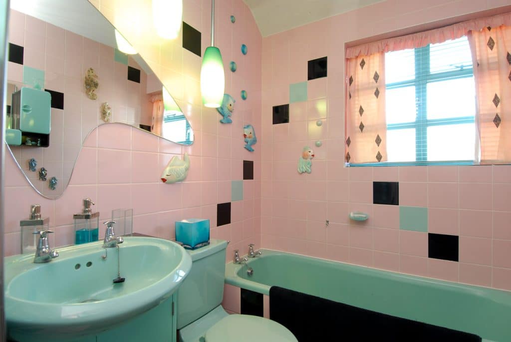 SPUTNIK Bathroom 1