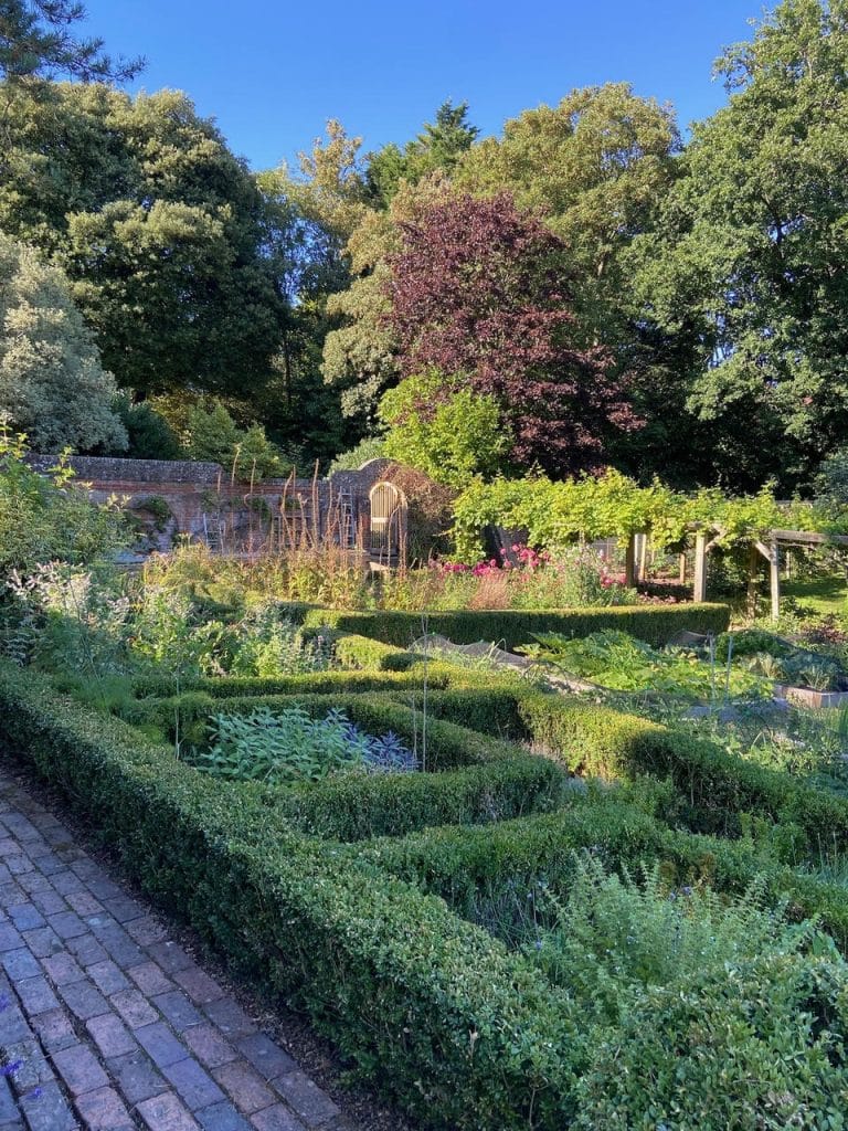 SUSSEX STONE unnamed (17)