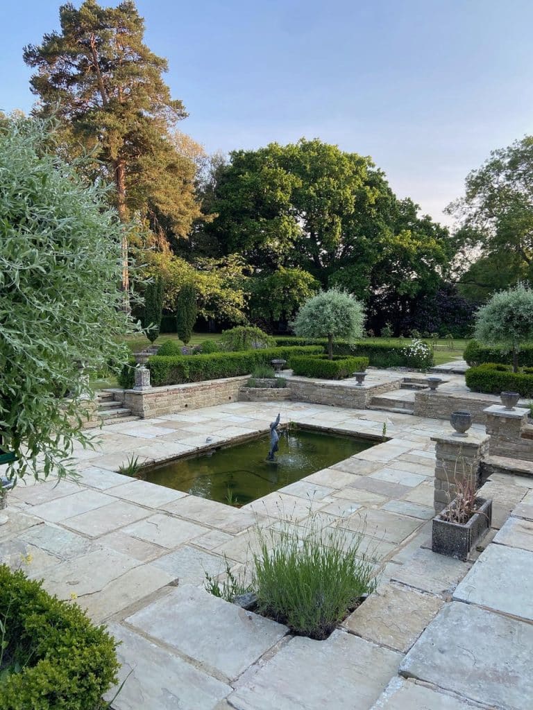 SUSSEX STONE unnamed (21)