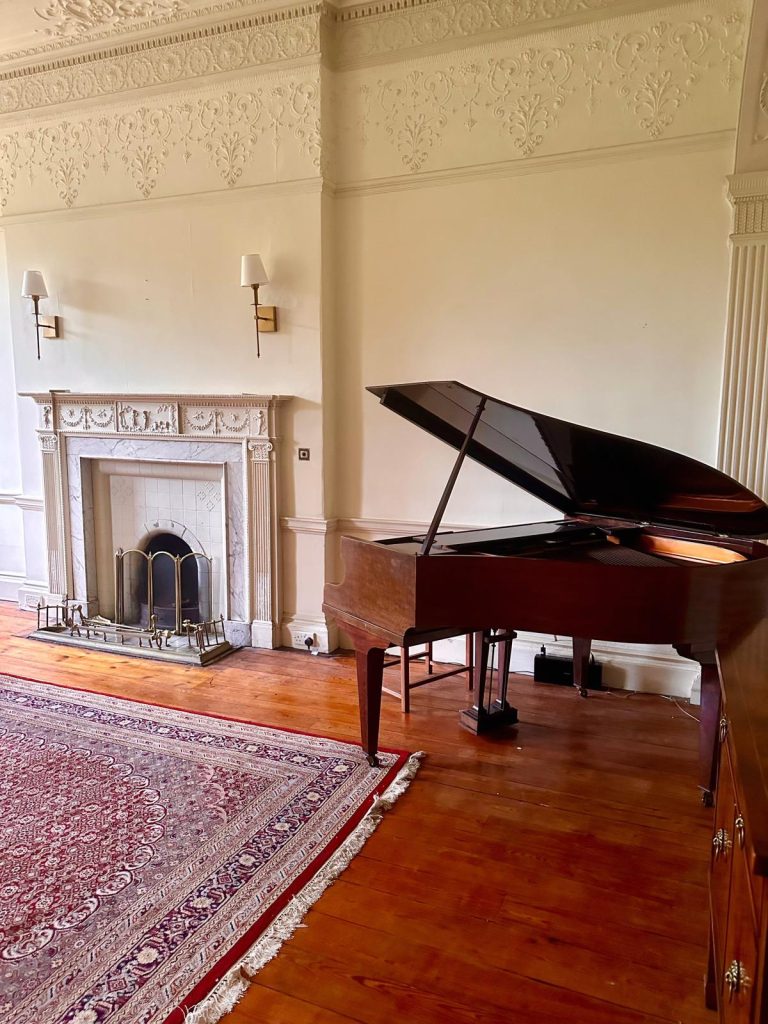 CRESSY HALL 2560f5d1-03d8-4bf5-a83c-3c8d3e05bfa0