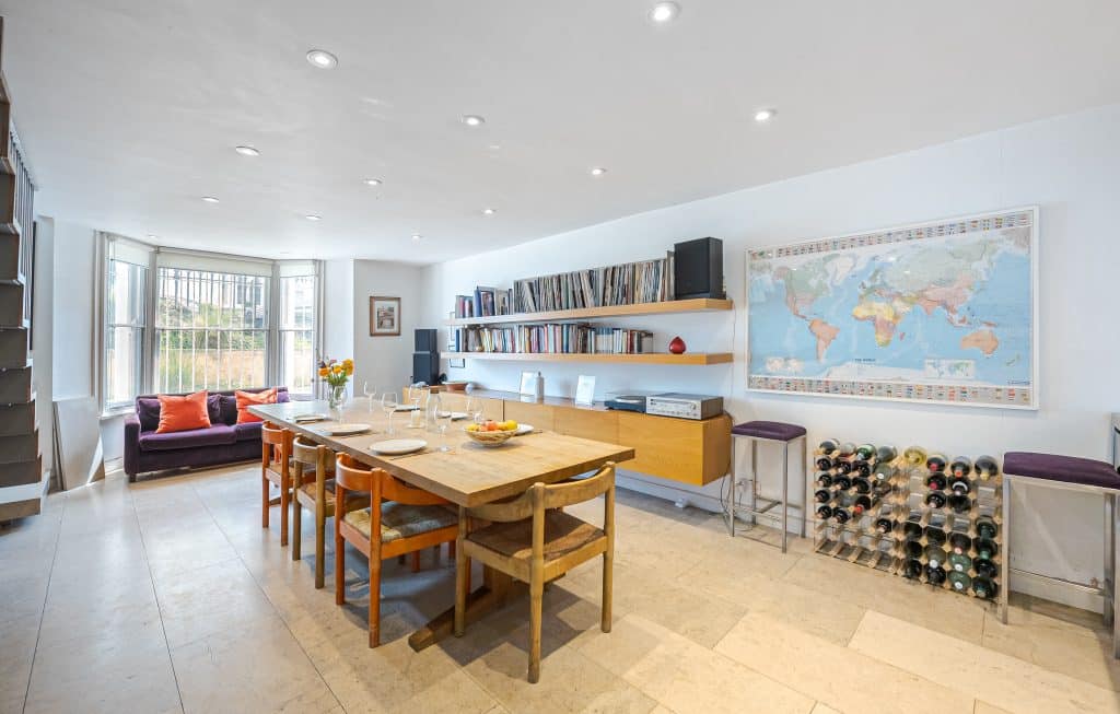 Copyright R3 Photography Ltd.