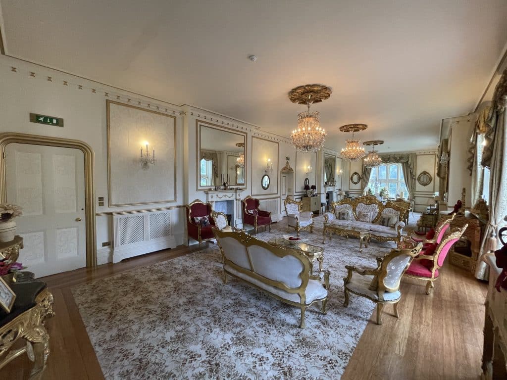 INGRESS ABBEY Gold_Room_4