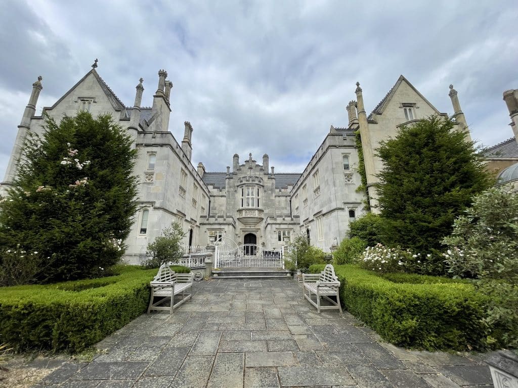 INGRESS ABBEY Main_Garden_3