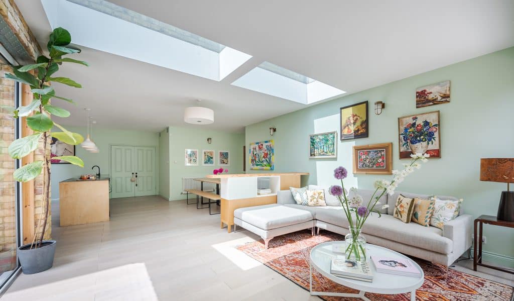 Copyright R3 Photography Ltd.