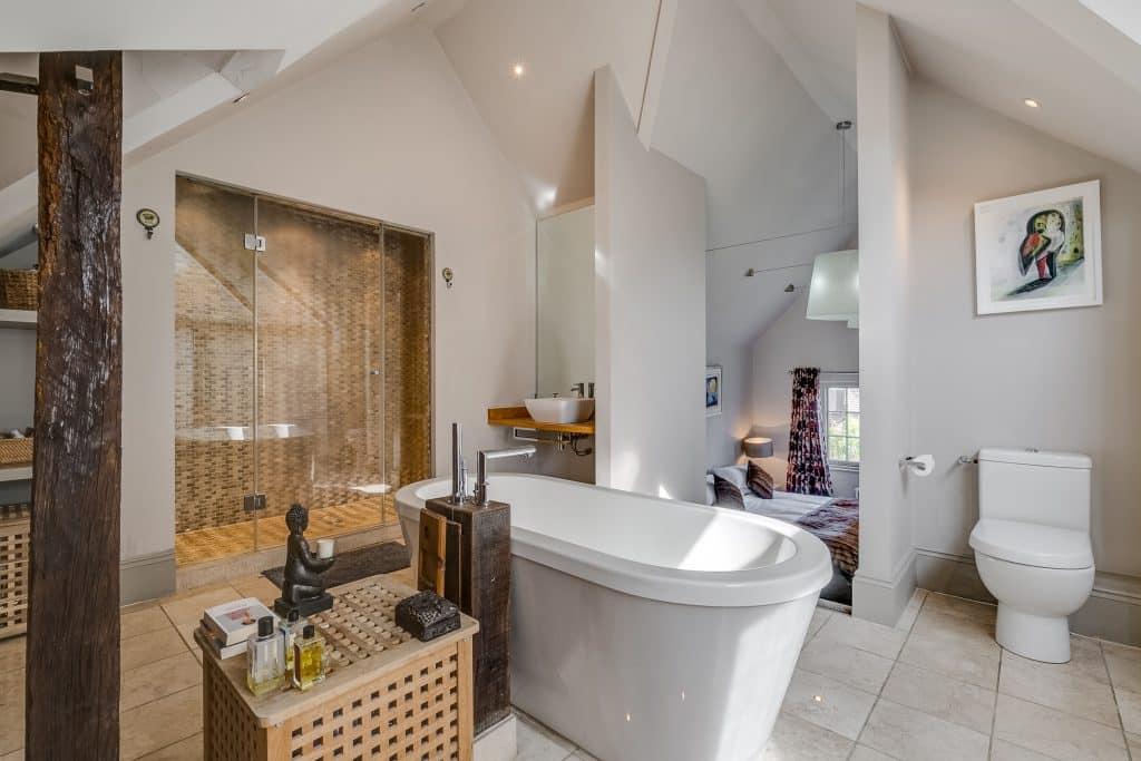 TELFORD PARK Victorian Home EAST LONDON SHOOT LOCATION TP Bathroom 1