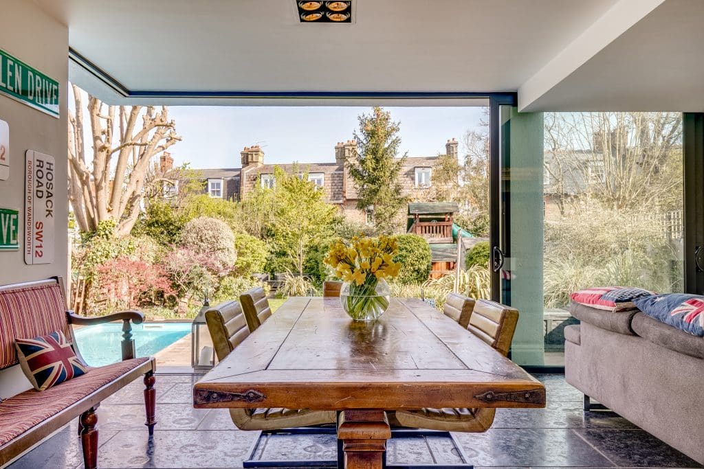 TELFORD PARK Victorian Home EAST LONDON SHOOT LOCATION TP Dining Tabel