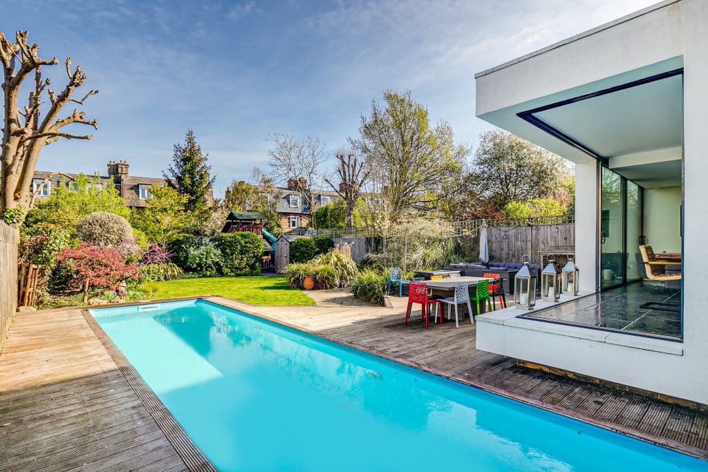 TELFORD PARK Victorian Home EAST LONDON SHOOT LOCATION TP Pool