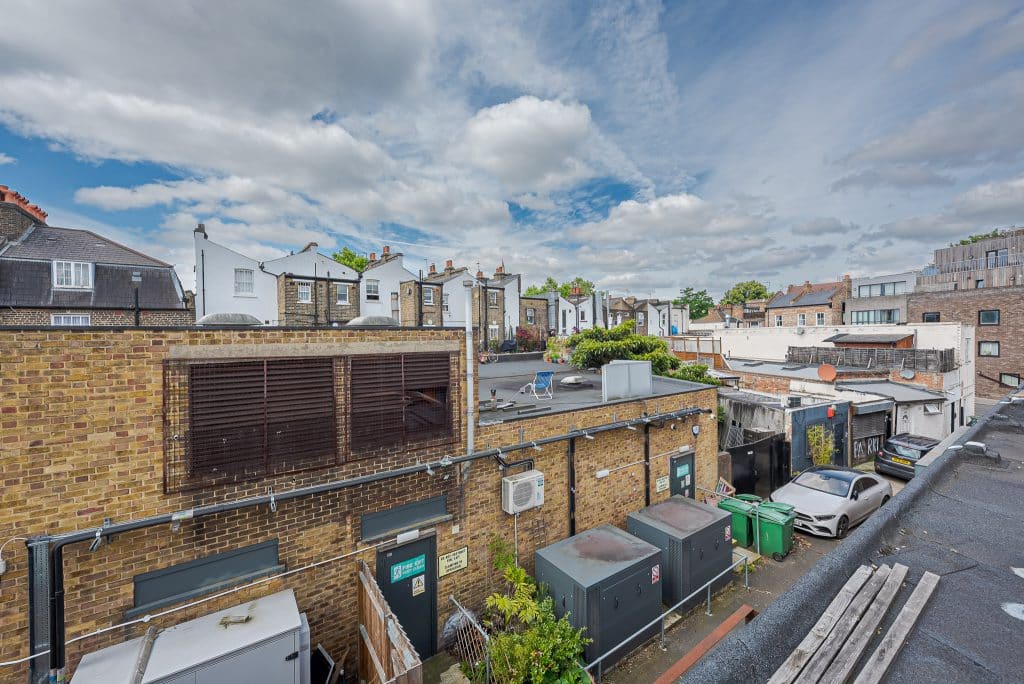 Copyright R3 Photography Ltd.