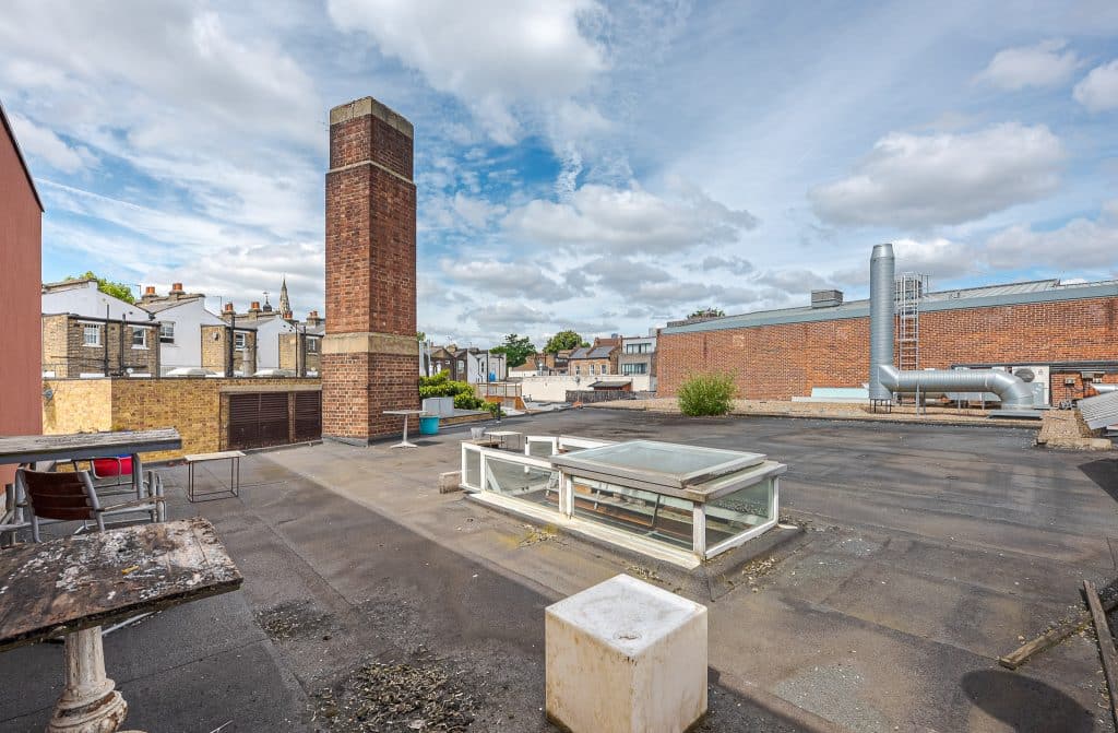 Copyright R3 Photography Ltd.