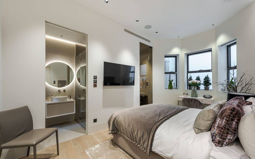 Copyright R3 Photography Ltd.